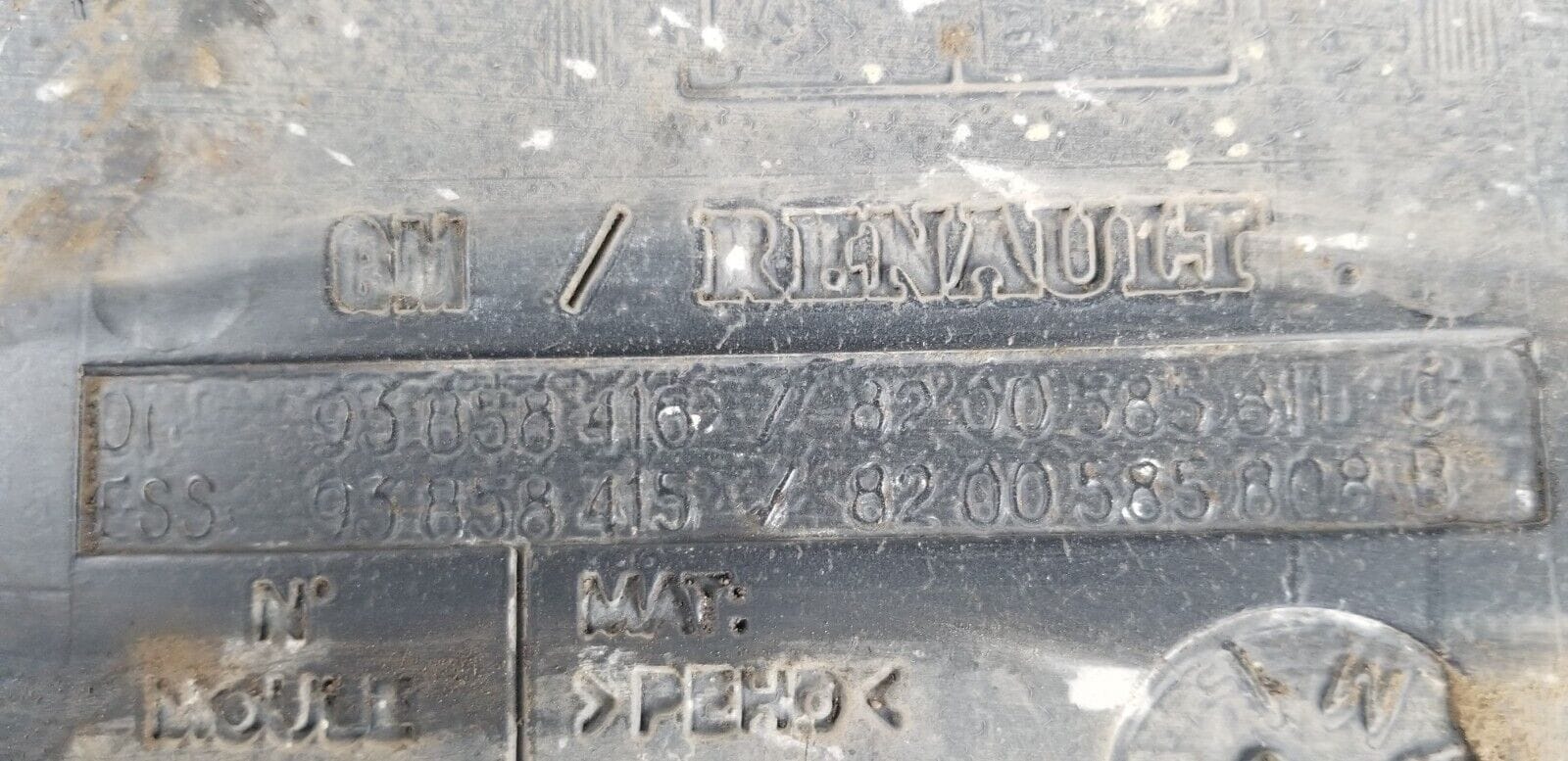 Renault Trafic Vivaro 2014 Fuel Tank Diesel 8200585808 |O - Image 4