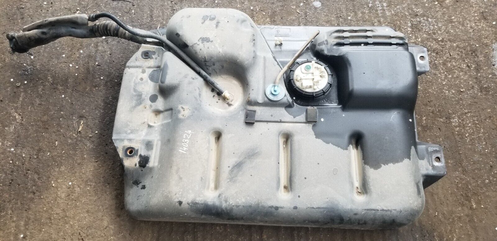 Renault Trafic Vivaro 2014 Fuel Tank Diesel 8200585808 |O - Image 5