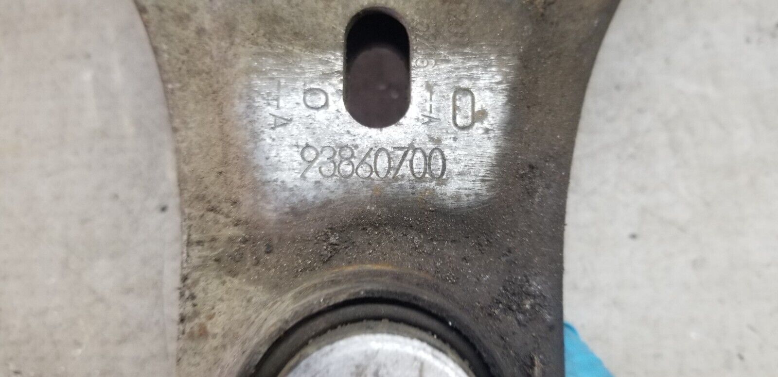 RENAULT TRAFIC VIVARO LOWER TORQUE CONTROL ENGINE MOUNT 1.6 D 93860700 2016 - Image 4