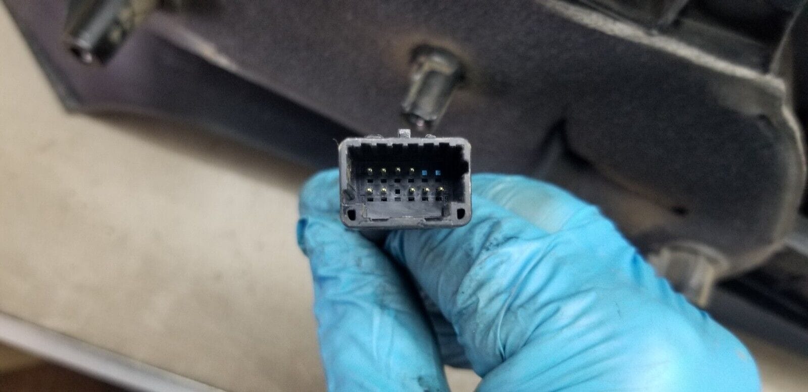 Renault Master Movano NV400 Mk3 Driver Side 963010149R Long Wing Mirror 96302844 - Image 7