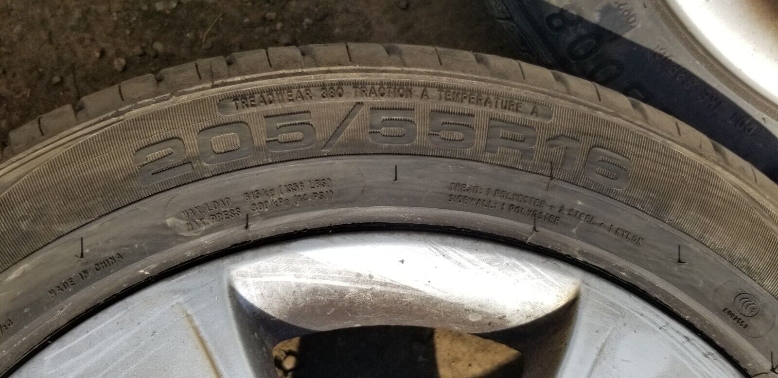 Skoda Octavia Tdi Tsi Alloy Wheels and Tyres 205 55 R16 - Image 3