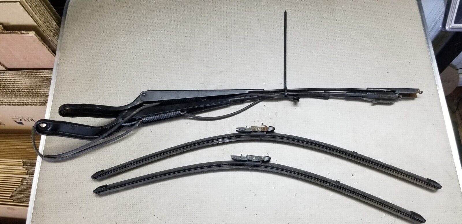 SPRINTER-CRAFTER PASSENGER/DRIVER WIPER ARM SET 2008-18 A0018206144-A9068200744 - Image 5