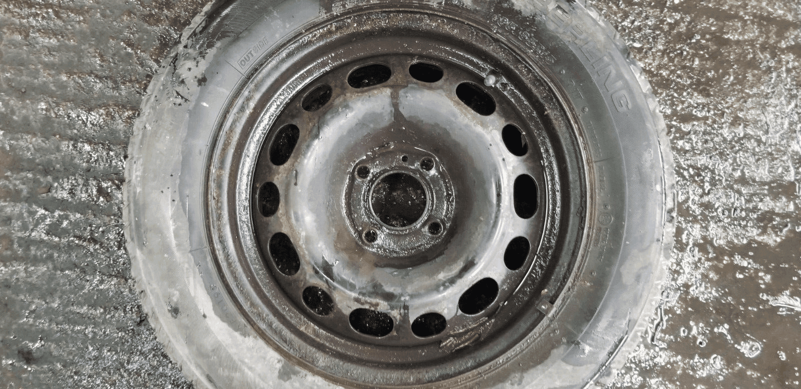 Steel Wheel And Tyre 195 65 R15 4 Studs - Image 3