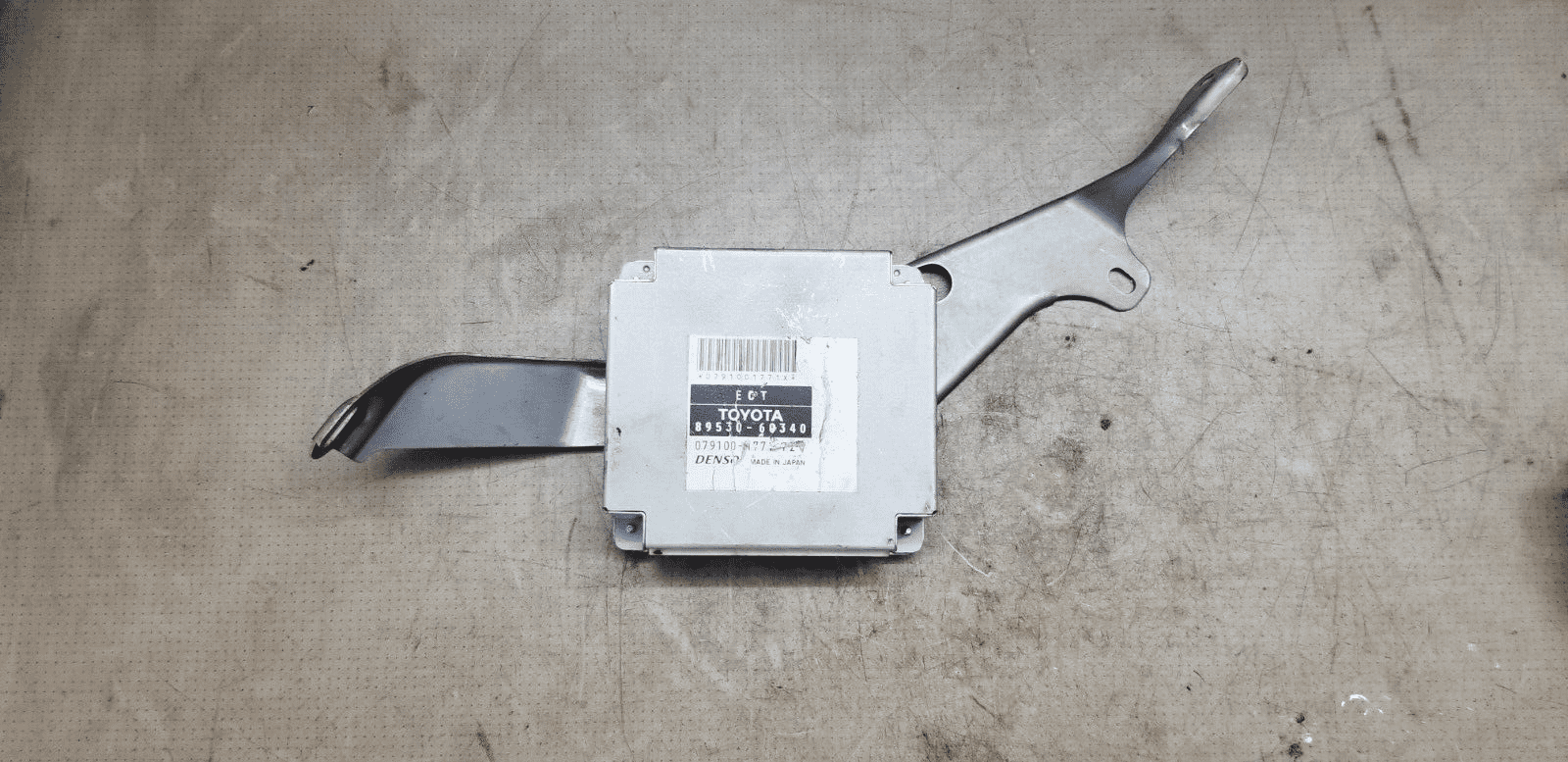 Toyota Land Cruiser Control Module Ecu 8953060340 J100 1998 - 2007 |O