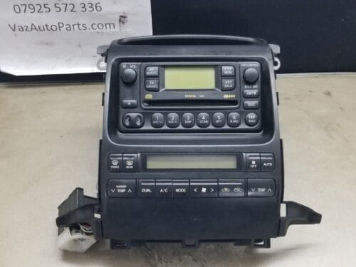 Toyota RAV4 Mk2 2000-2005 radio sat nav CD MP3 player head unit front view