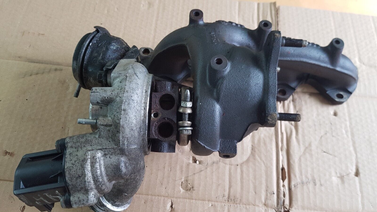 Turbocharger VW Audi Seat Skoda 1.4 TSI 90kw - Image 4