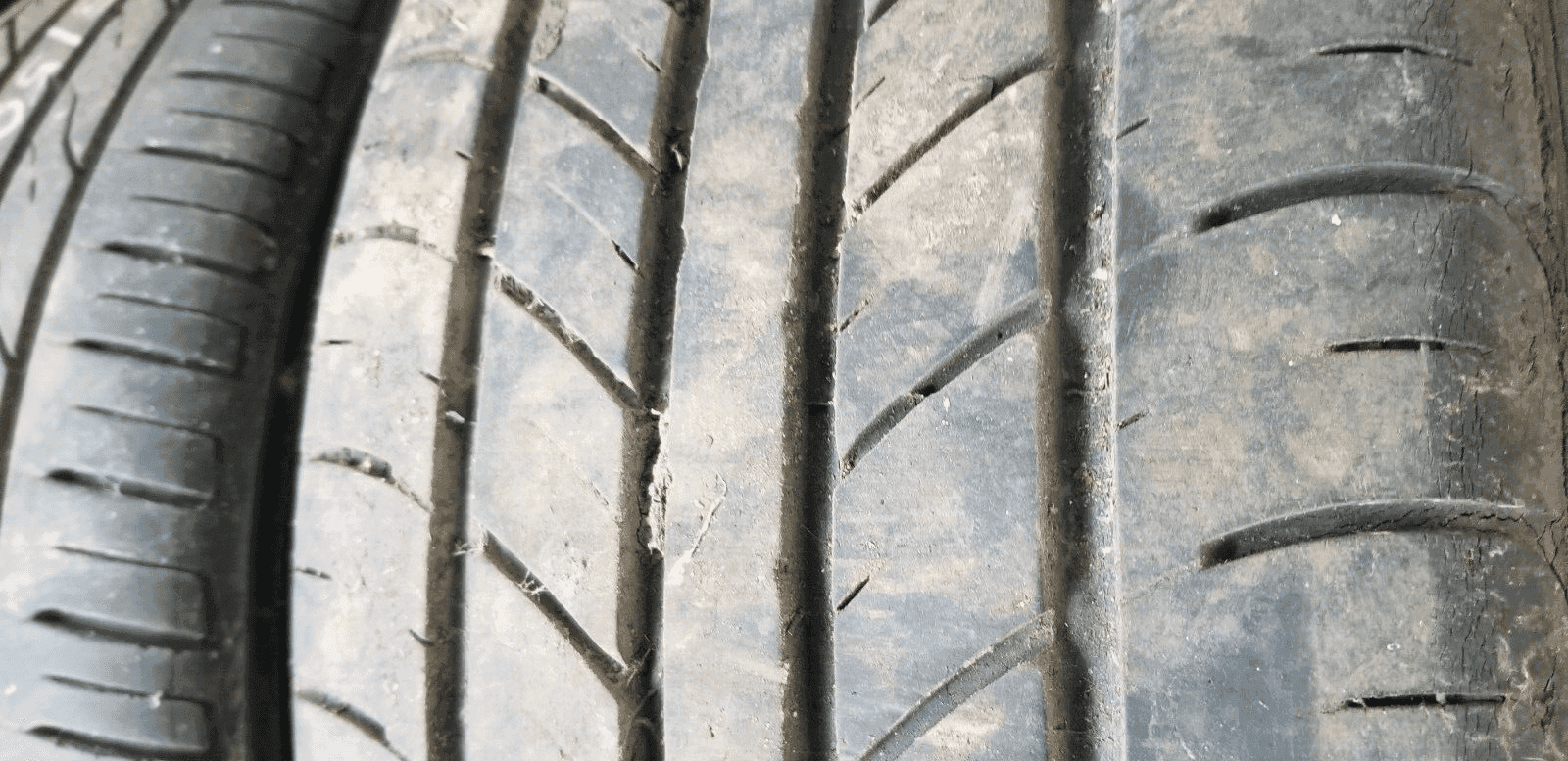 Vauxhall Astra 17" Inch 5 Spoke Alloy Wheel And Tyre 13259247 |O - Image 11