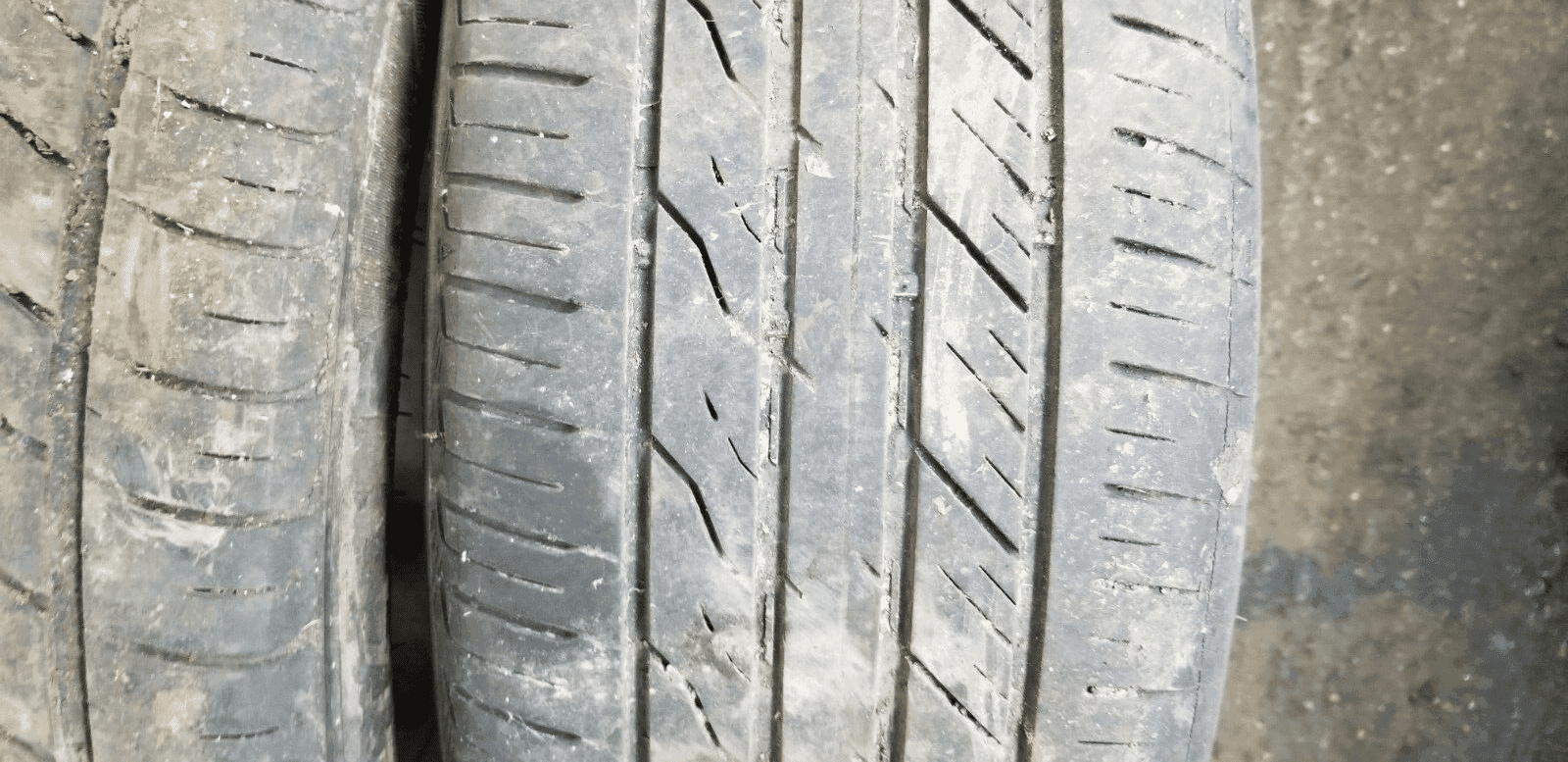 Vauxhall Astra 17" Inch 5 Spoke Alloy Wheel And Tyre 13259247 |O - Image 8