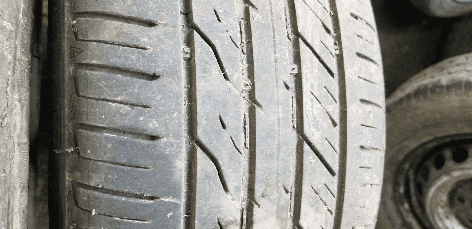 Vauxhall Astra 17" Inch 5 Spoke Alloy Wheel And Tyre 13259247 |O - Image 9