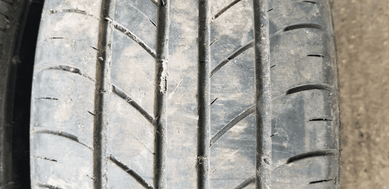 Vauxhall Astra 17" Inch 5 Spoke Alloy Wheel And Tyre 13259247 |O - Image 10