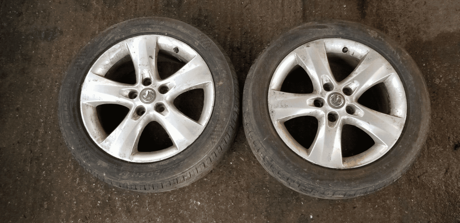 Vauxhall Astra 17" Inch 5 Spoke Alloy Wheel And Tyre 13259247 |O
