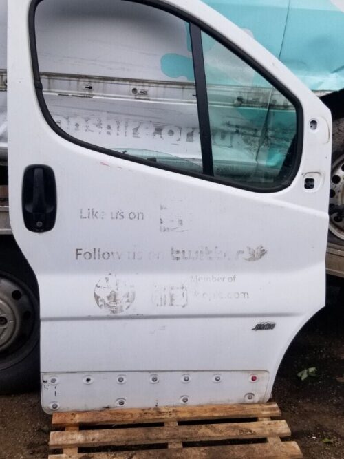 VAUXHALL VIVARO DRIVER SIDE DOOR