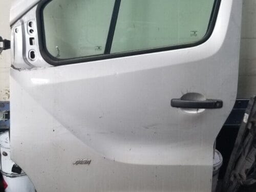 VAUXHALL VIVARO 2015 Diesel Front Door Passenger Side Replacement