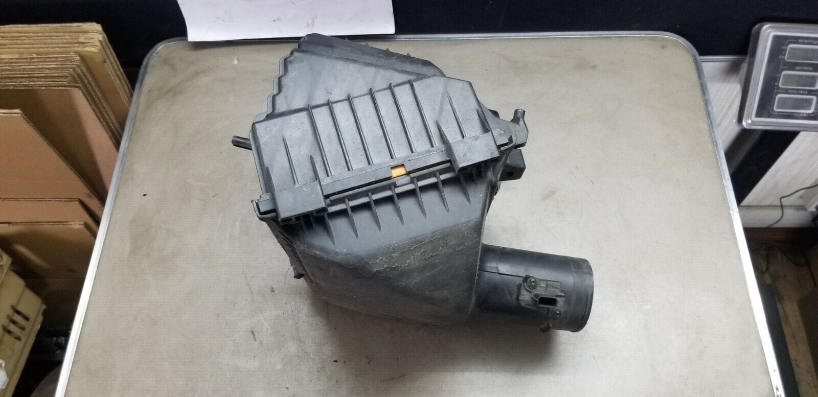 Vauxhall Vivaro Renault Trafic 1.6 TD Airbox 165006196R 93451661 2015 - 2019 - Image 3