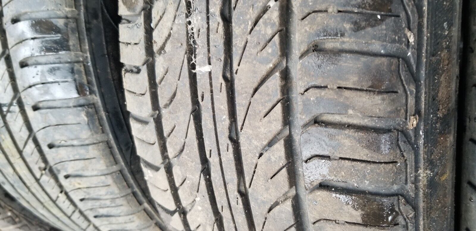 Volkswagen Alloy Wheels and Tyres 205 55 16 Et 50 - Image 15