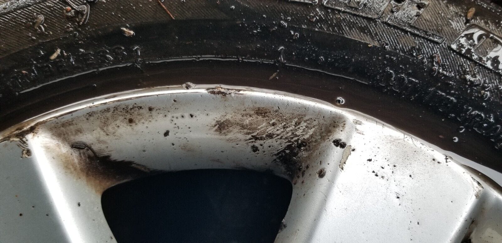 Volkswagen Alloy Wheels and Tyres 205 55 16 Et 50 - Image 10