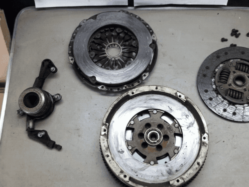 Volkswagen Crafter 2.0 6 Speed Manual Dual Mass Clutch And Flywheel Kit 2015 |O