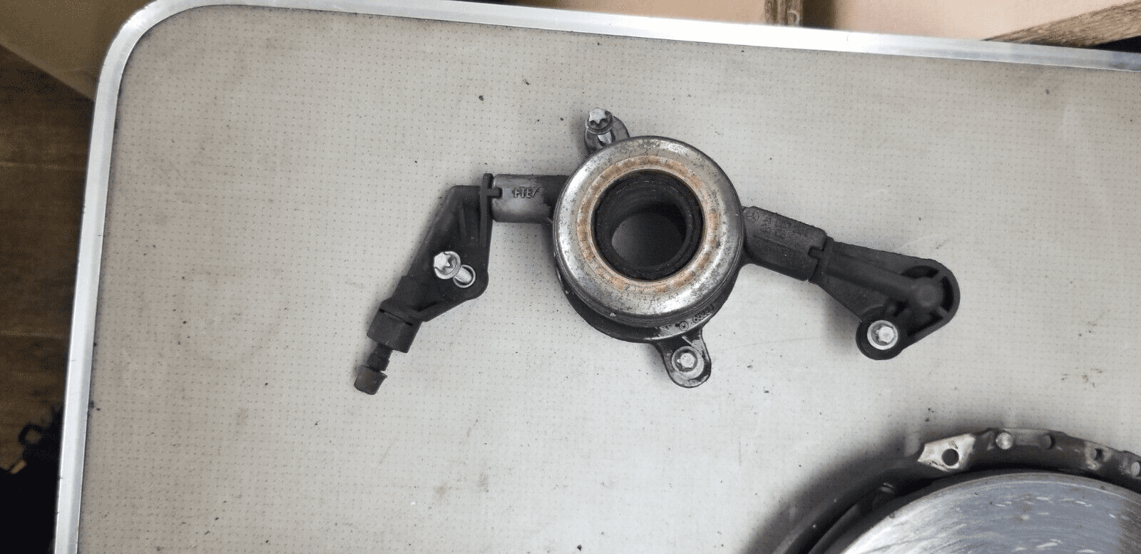 Volkswagen Crafter 2.0 6 Speed Manual Dual Mass Clutch And Flywheel Kit 2015 |O - Image 7