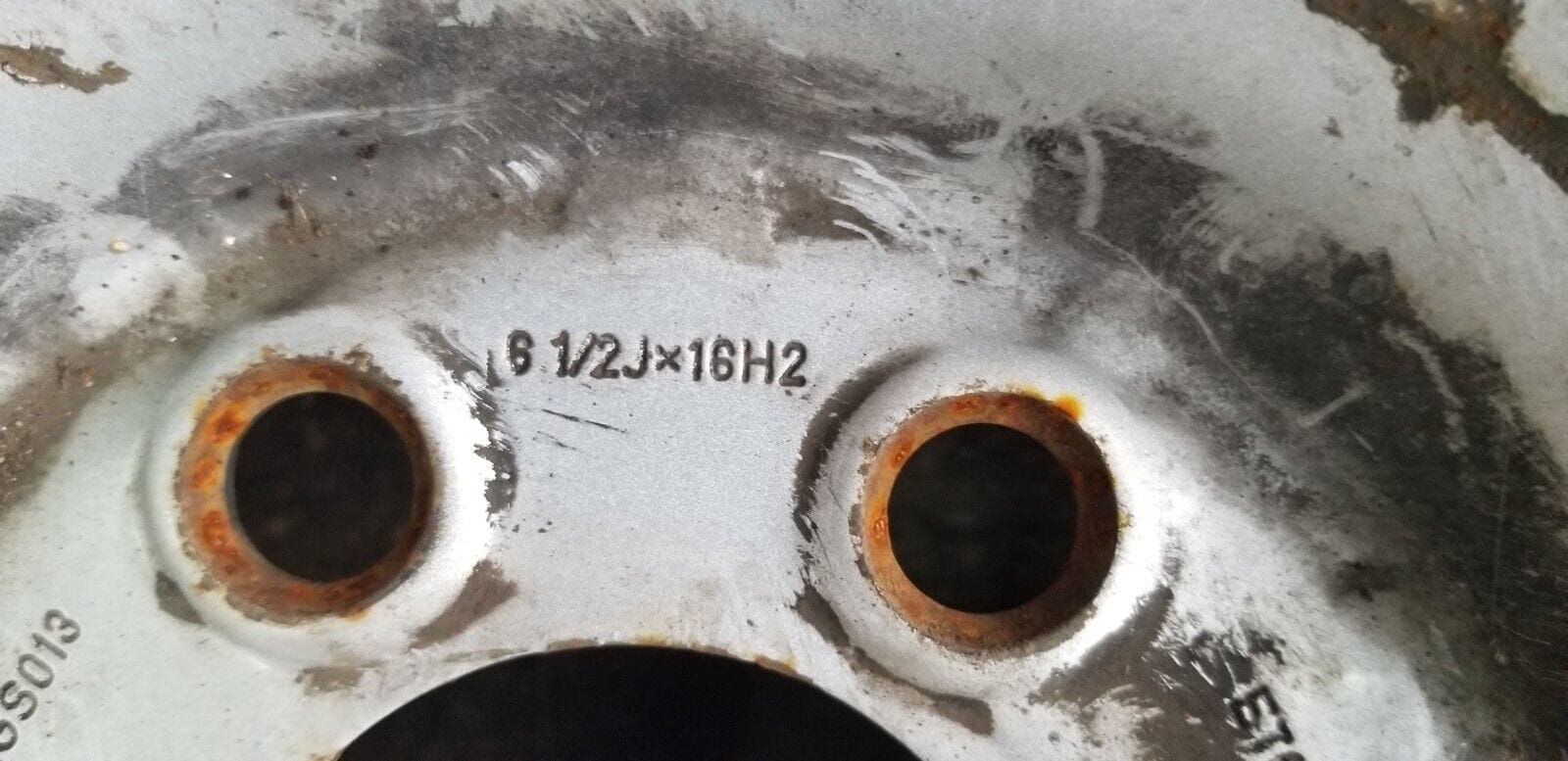 Volkswagen Crafter / Mercedes Sprinter Wheel And Tyre 235/65/R16C |O - Image 5