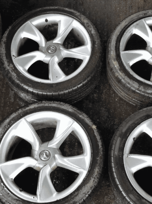 Vauxhall Astra J 19 Inch Alloy Wheels and Tyres 45R19 13312751