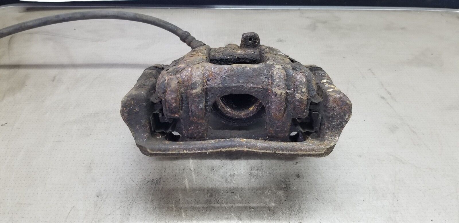 Volkswagen Crafter 2011 To 2017 Right Rear Drivers Offside Brake Caliper - Image 3