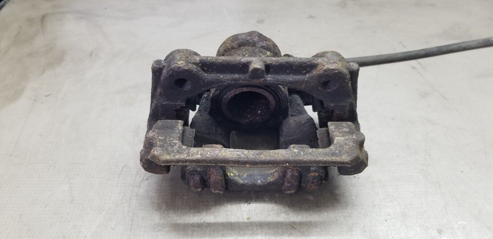 Volkswagen Crafter 2011 To 2017 Right Rear Drivers Offside Brake Caliper - Image 5