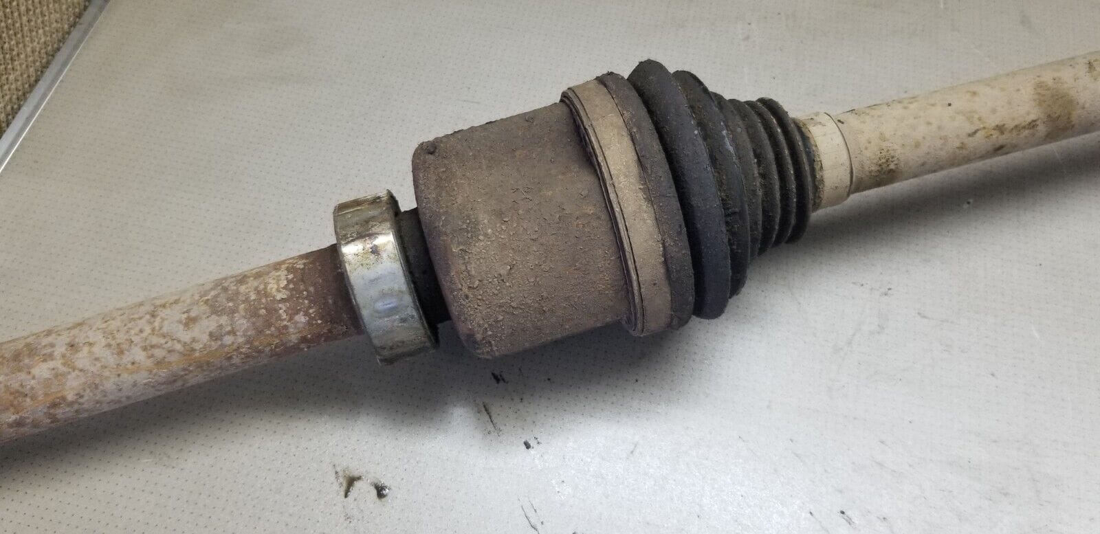 10-23 RENAULT MASTER DRIVER SIDE DRIVESHAFT - Image 4