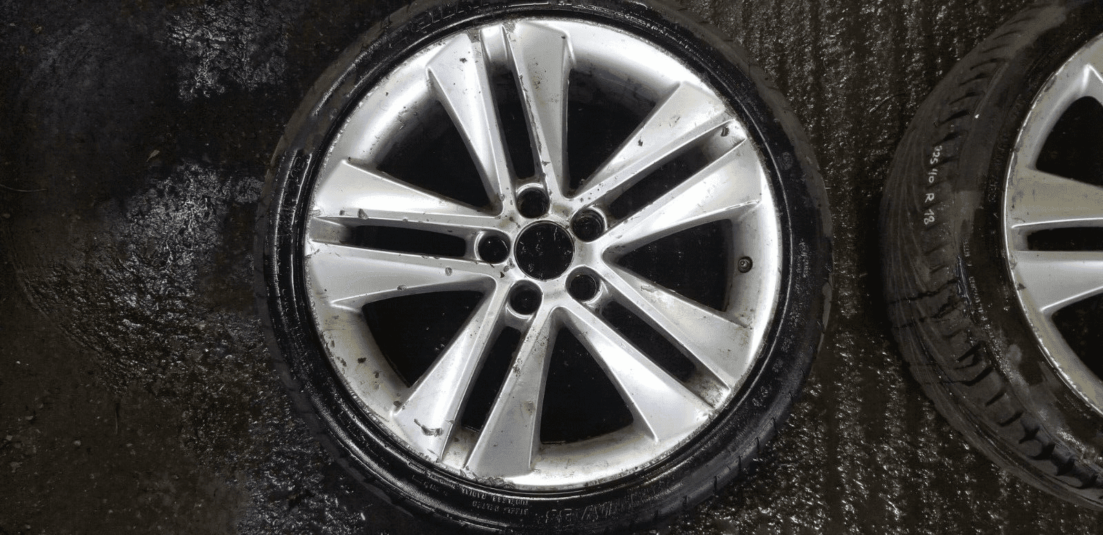 Vauxhall Astra 18 Inch Alloy Wheel and Tyres 40 R18 18X7.5 - Image 3
