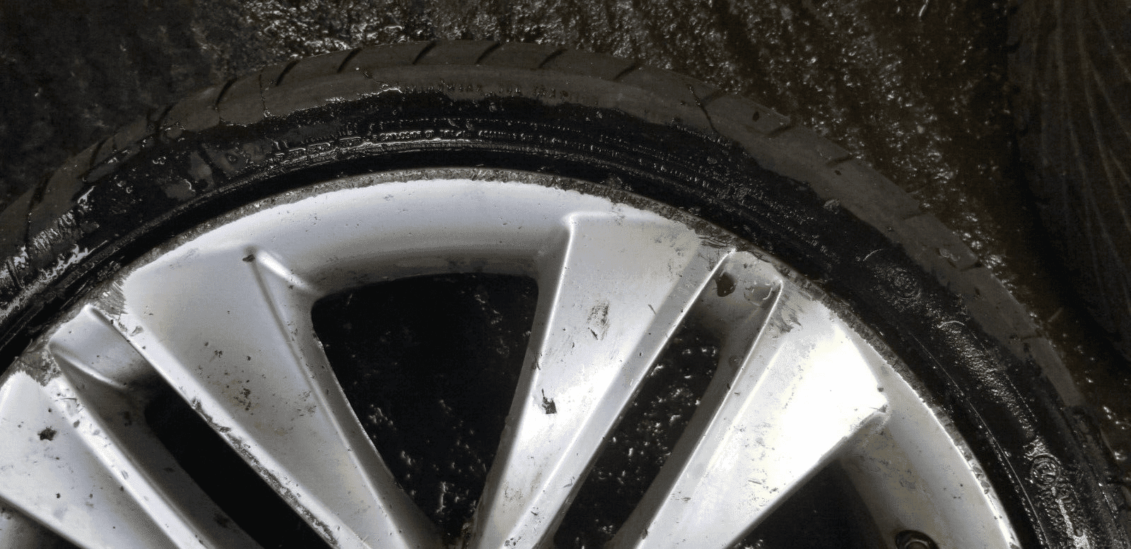 Vauxhall Astra 18 Inch Alloy Wheel and Tyres 40 R18 18X7.5 - Image 6