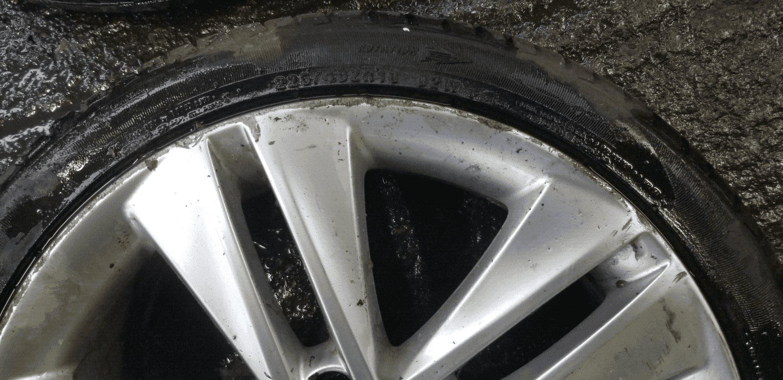 Vauxhall Astra 18 Inch Alloy Wheel and Tyres 40 R18 18X7.5 - Image 10