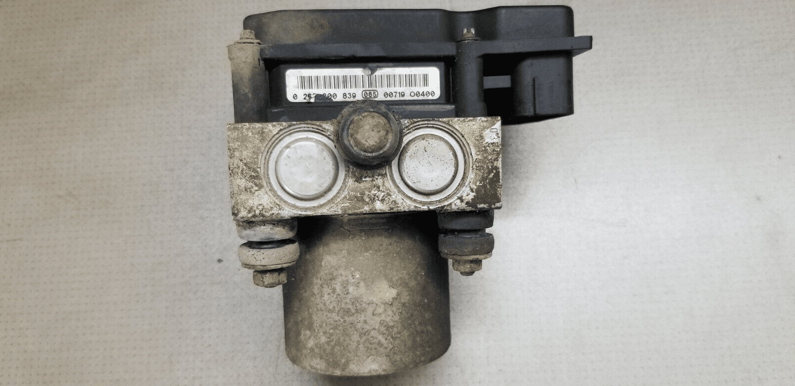 2010 Renault Tafic | Vivaro ABS Pump Module 2.0 Diesel 0265800839 - Image 3