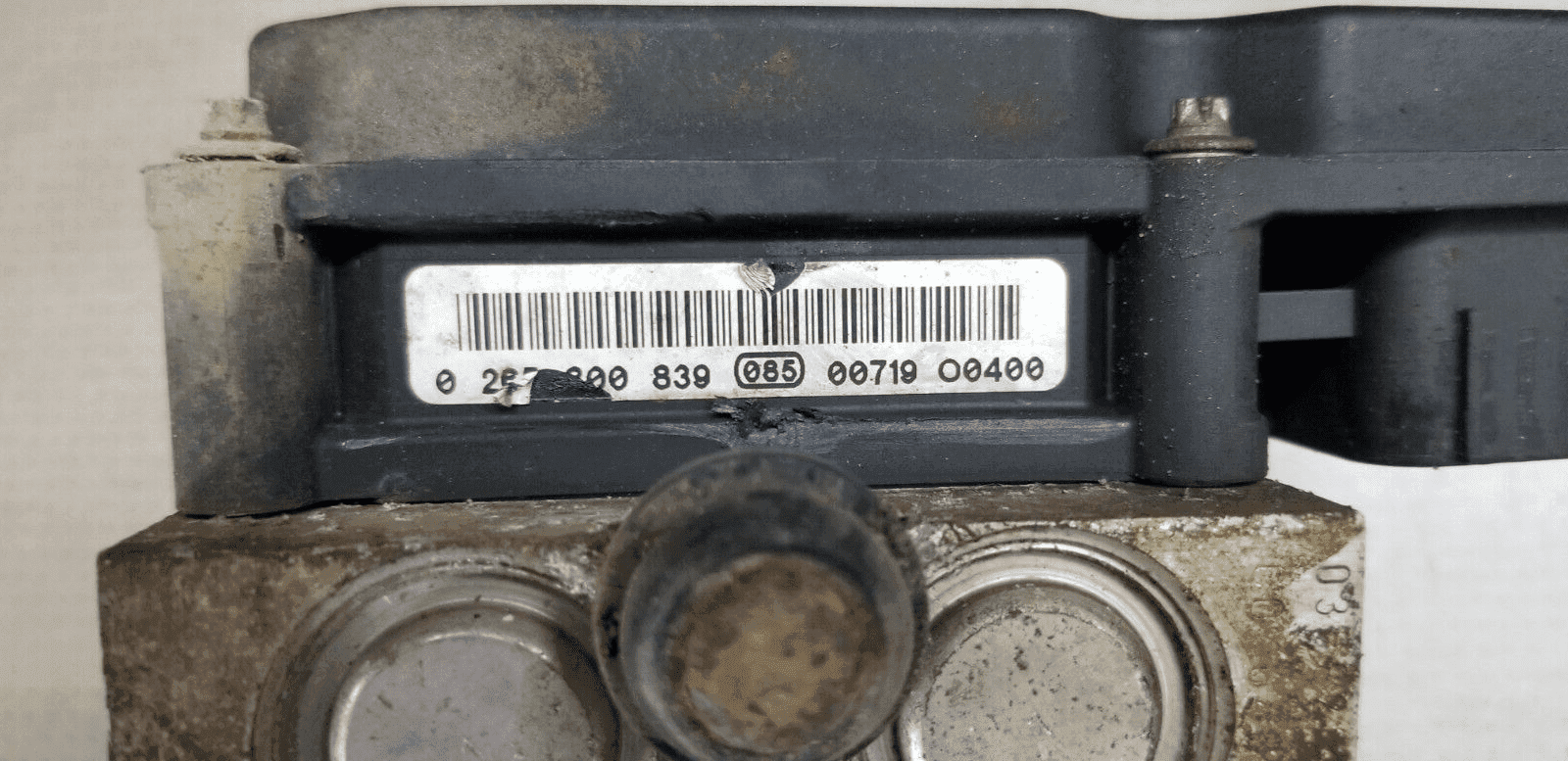2010 Renault Tafic | Vivaro ABS Pump Module 2.0 Diesel 0265800839 - Image 4