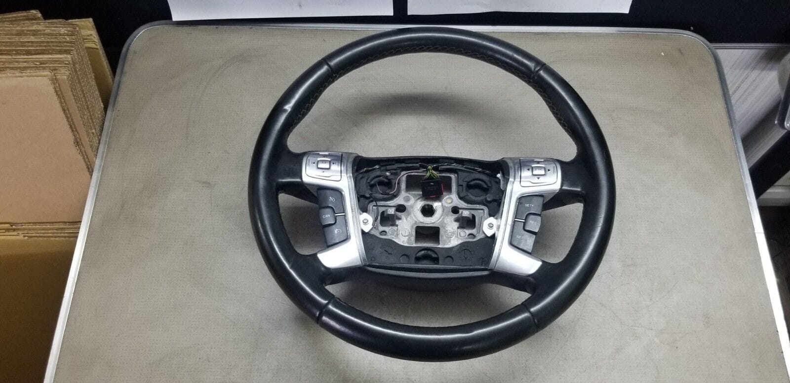 2011 Ford Galaxy Steering Wheel Am2T-14K147-Ea