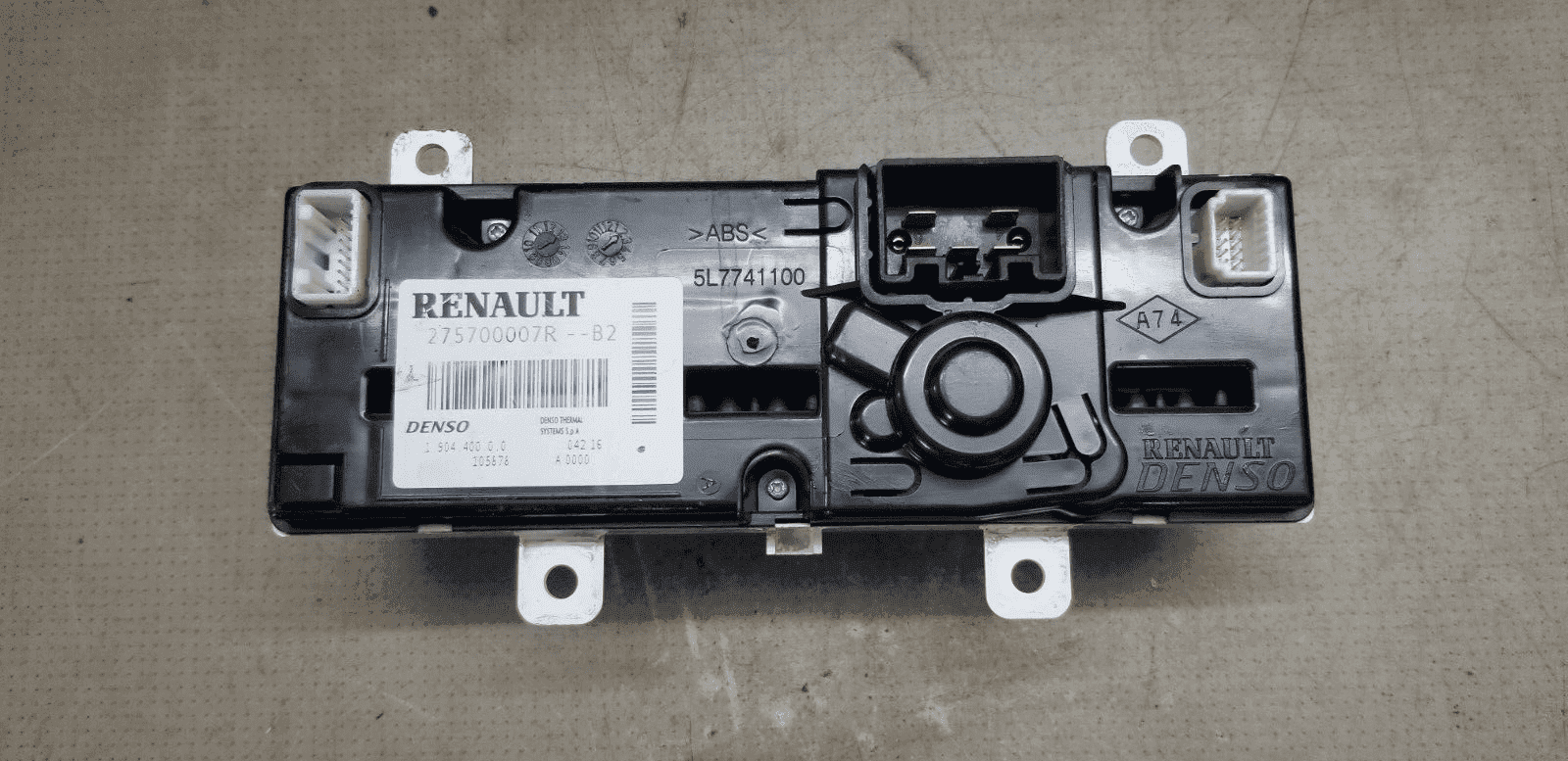 2016 Renault Master heater climate control switch panel 275700007R |O - Image 3