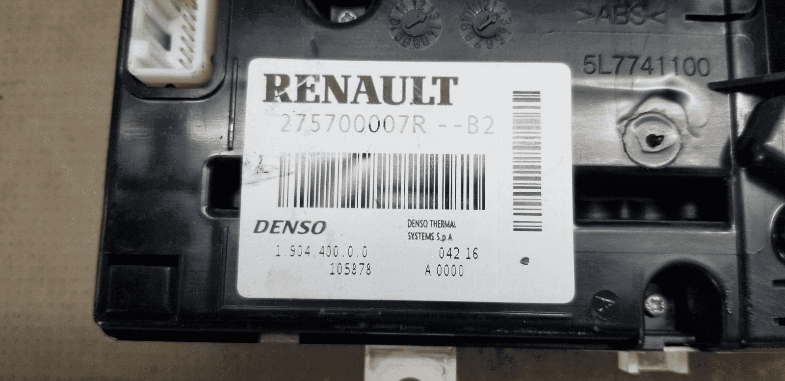 2016 Renault Master heater climate control switch panel 275700007R |O - Image 4