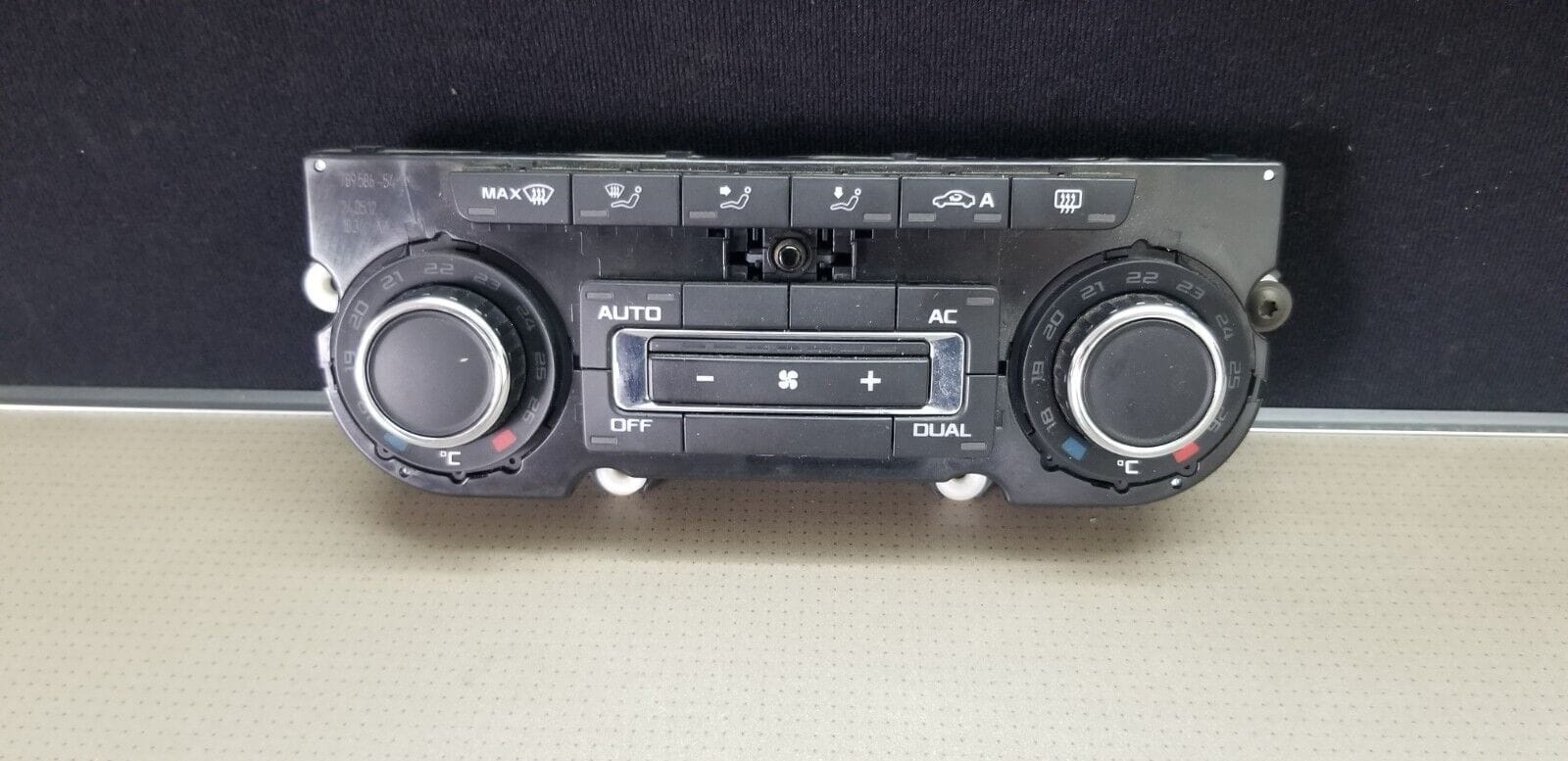 3T0907044BR VW SKODA OCTAVIA control panel heating ventilation air conditioning