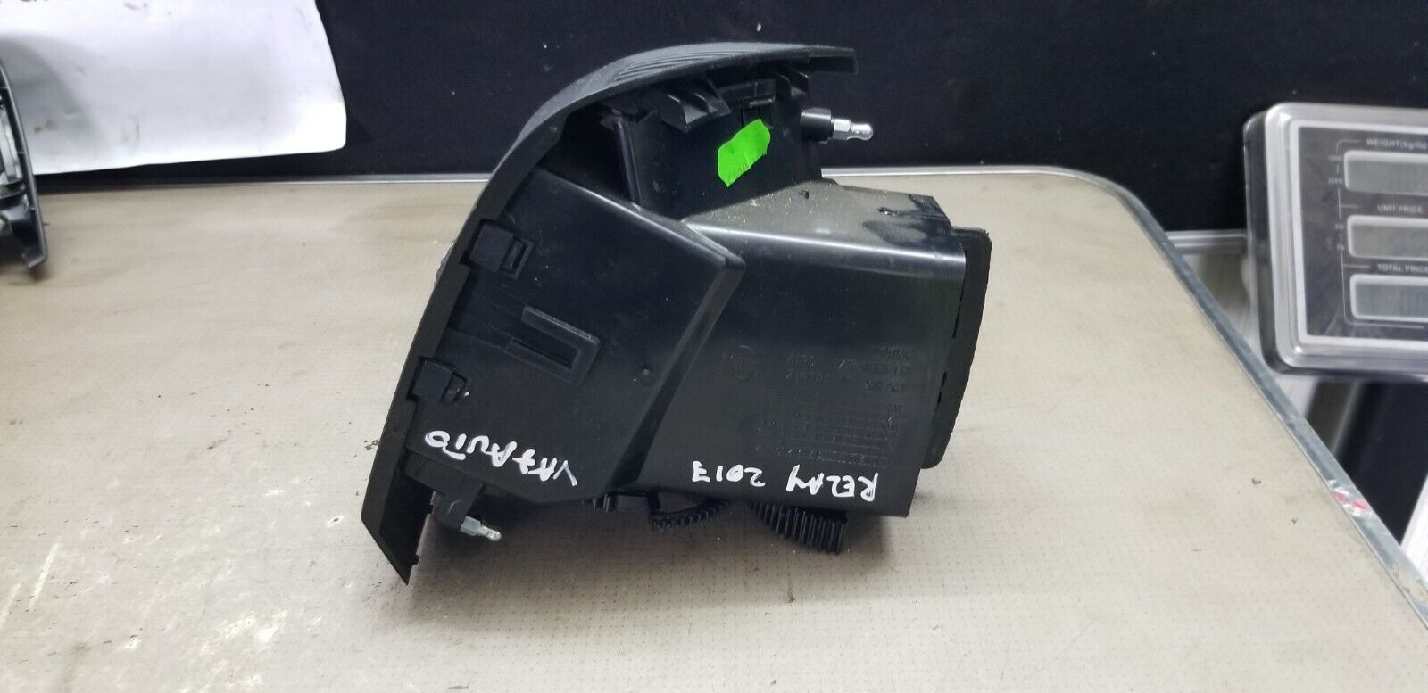 Air Vent Citroen Relay Peugeot Boxer Right O/S Dash Trim Grille Nozzle LS385812 - Image 4