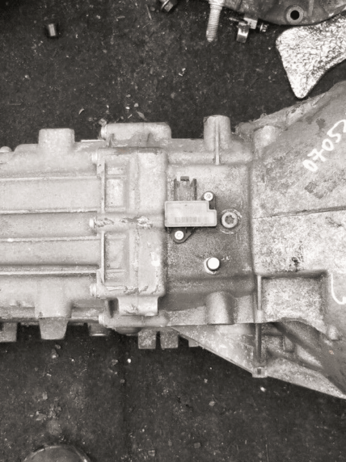BMW 1 3 Series E87 E90 E91 E92 6 speed diesel manual gearbox 2300-7533818 front view