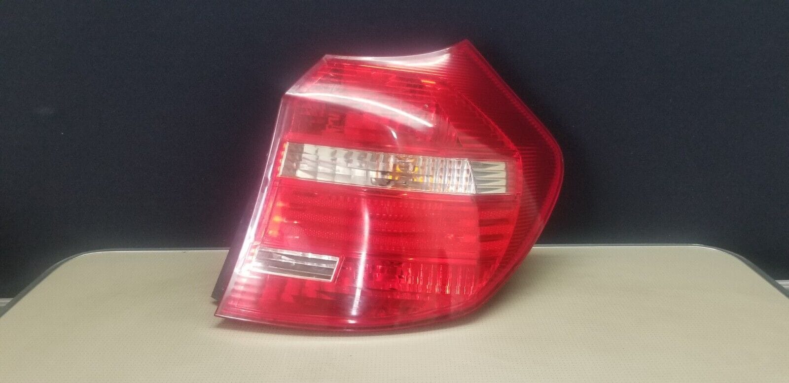 BMW 1 E81 E87 2008 Right Side rear tail light lamp 716495605