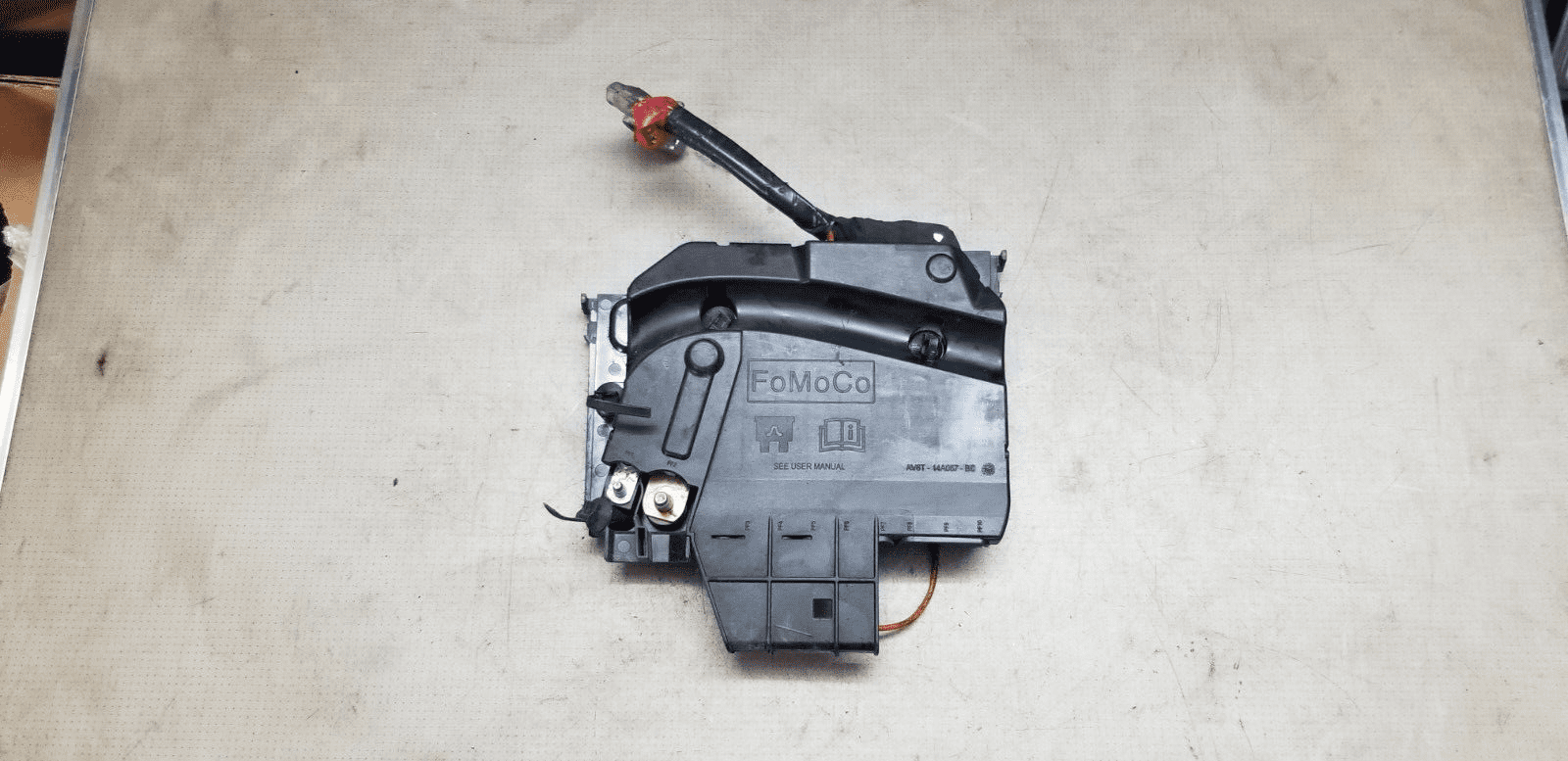 Ford Kuga MK2 2016 2.0 TDCI Battery Fuse Relay Box AV6T-14A067-BC