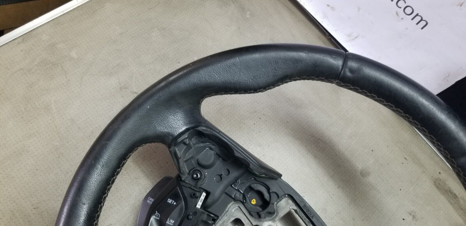 Ford Kuga Steering Wheel DV44-3600-FD3ZHE 12-19 |O - Image 6