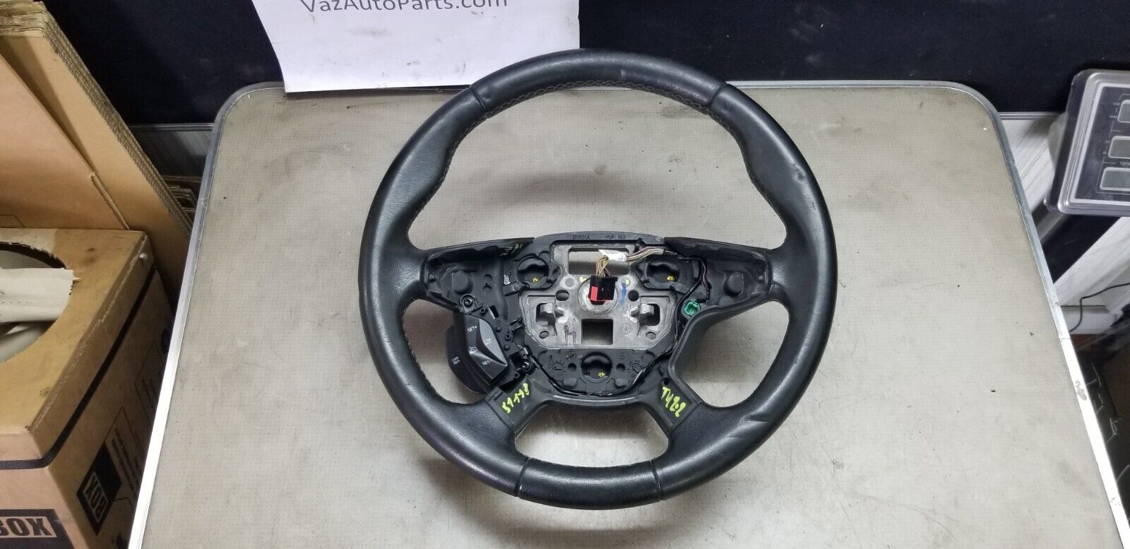 Ford Kuga Steering Wheel DV44-3600-FD3ZHE 12-19 |O
