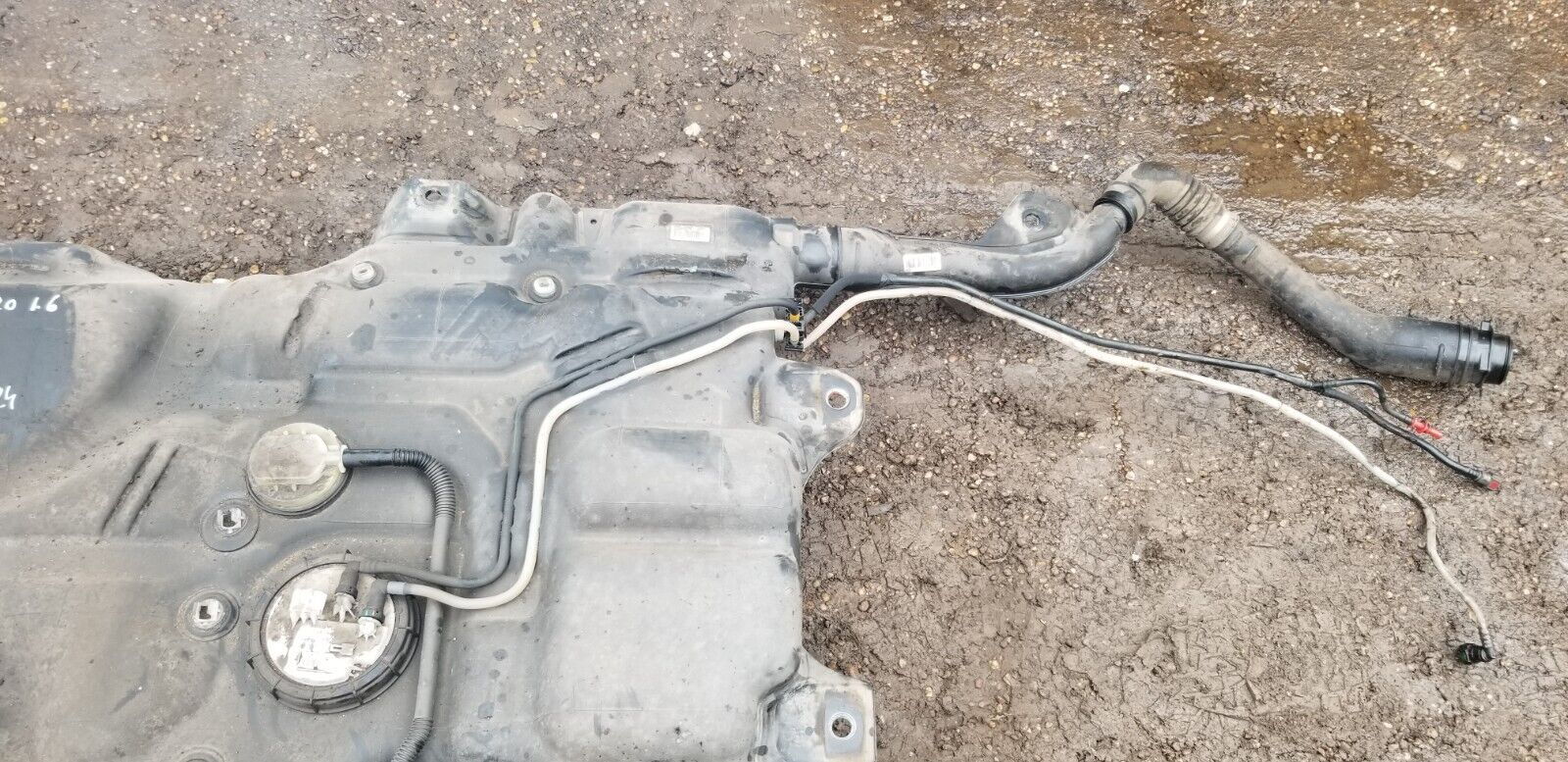 FUEL TANK VAUXHALL VIVARO MK2 (X82) 2015 DIESEL 8201497675 - Image 3