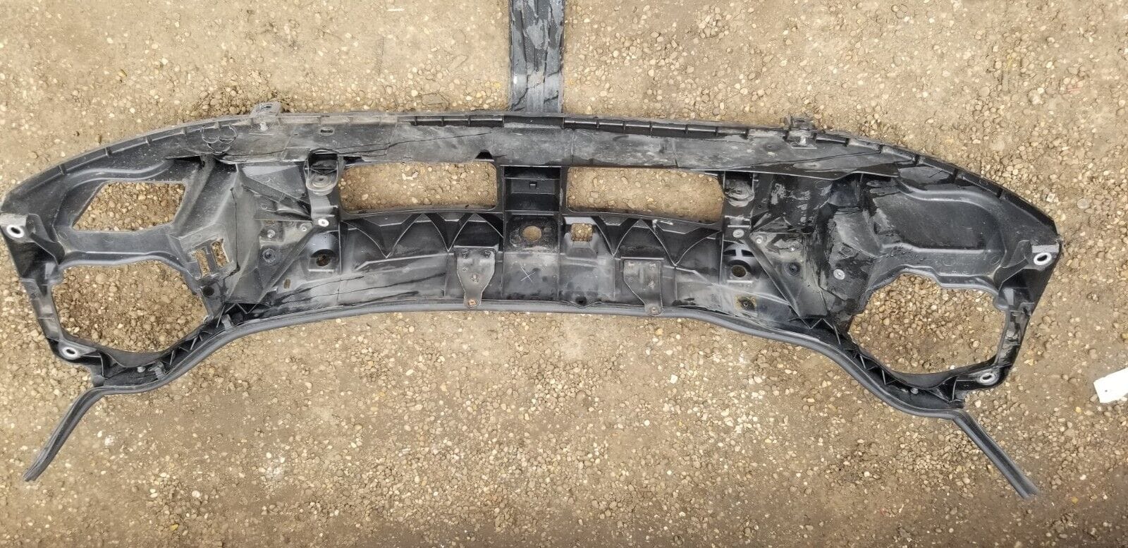 Genuine Renault Trafic 2.0d Front Slam Panel Radiator Support 8200219758 - Image 5