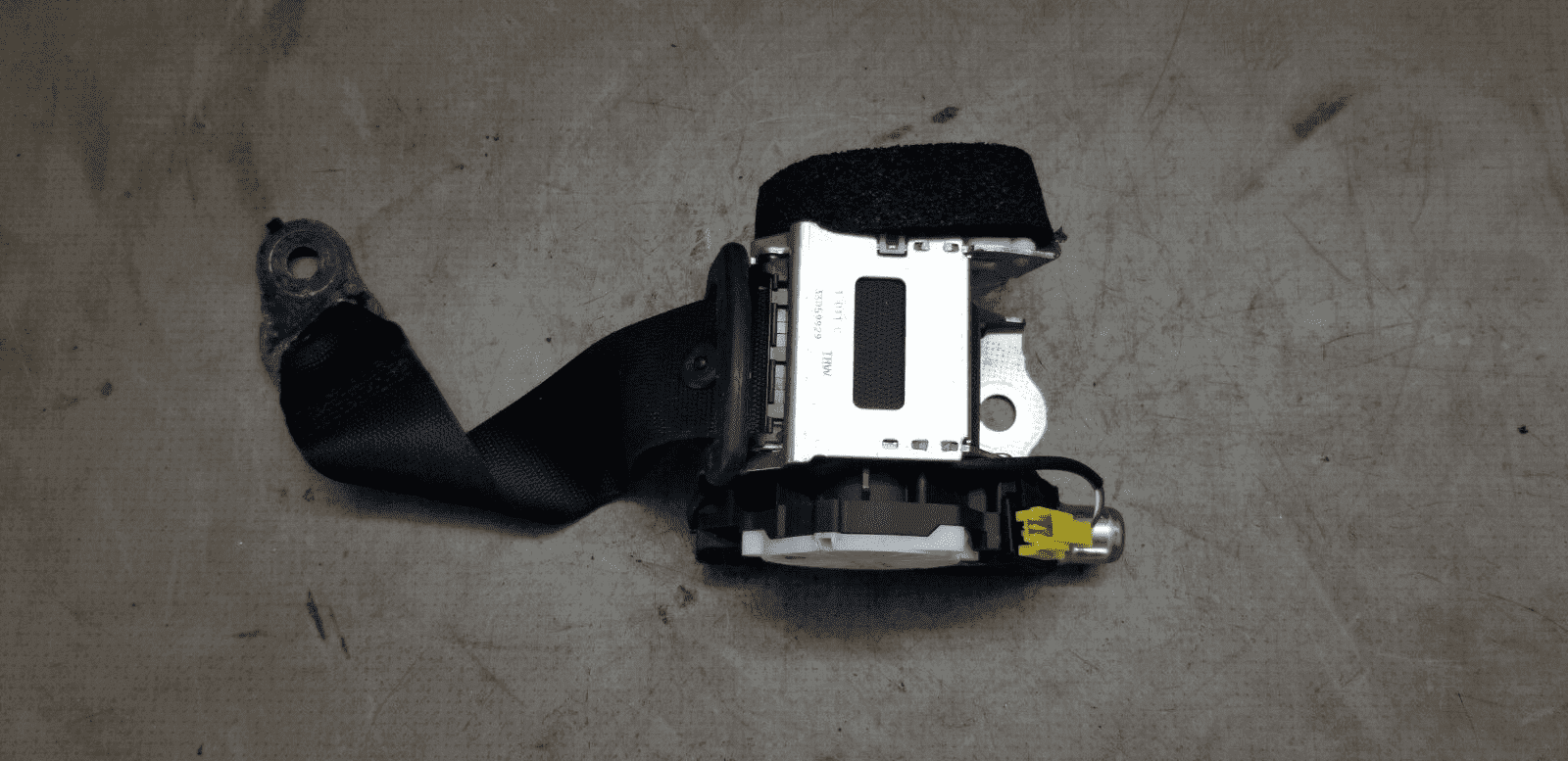 MERCEDES-BENZ C CLASS W204 2011 REAR SEAT BELT RIGHT DRIVER SIDE A2048608285