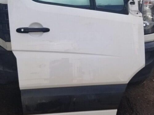 MERCEDES BENZ SPRINTER W906 VOLKSWAGEN CRAFTER DRIVER SIDE FRONT WHITE DOOR