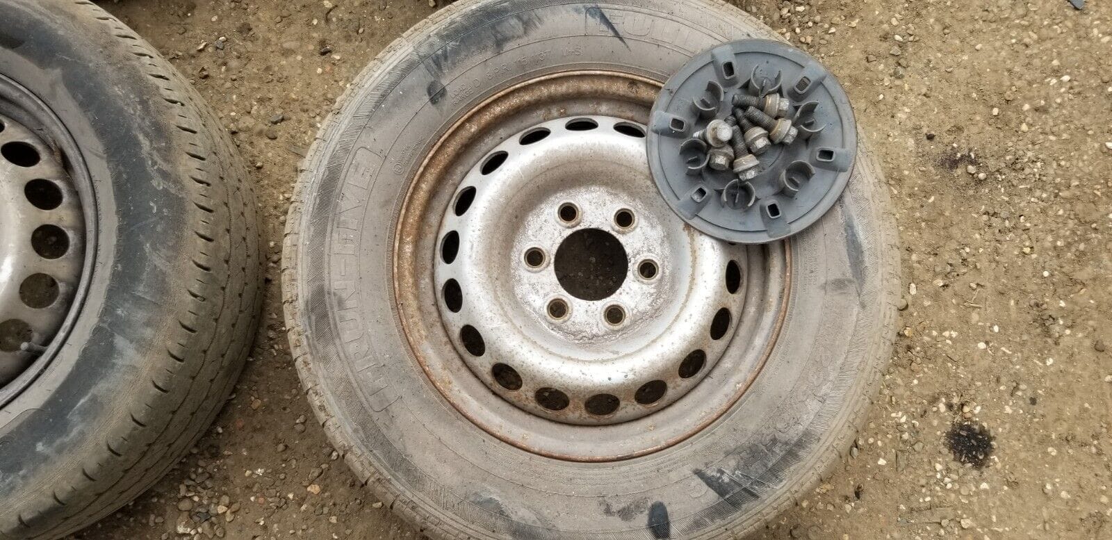 MERCEDES-BENZ Sprinter 313 Cdi Steel Wheels & Tyres Set A0014014802 - Image 9