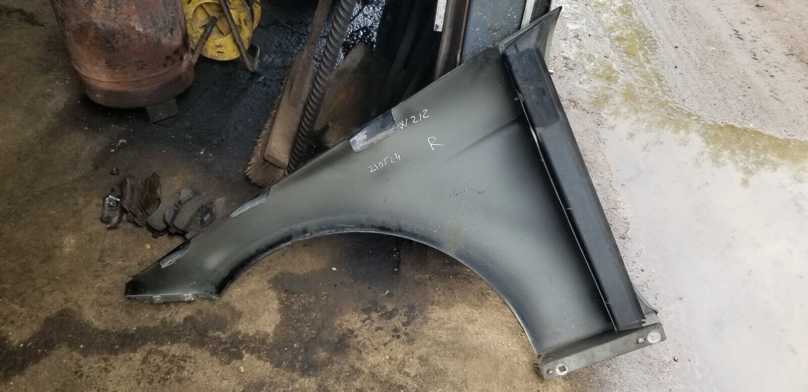 MERCEDES BENZ W212 E CLASS 2015 SALOON RIGHT WING A2128811001 - Image 3