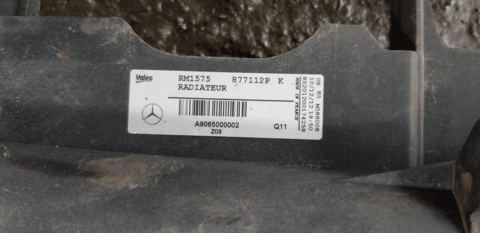 MERCEDES BENZ W906 SPRINTER WATER RADIATOR A9065000002 - Image 3