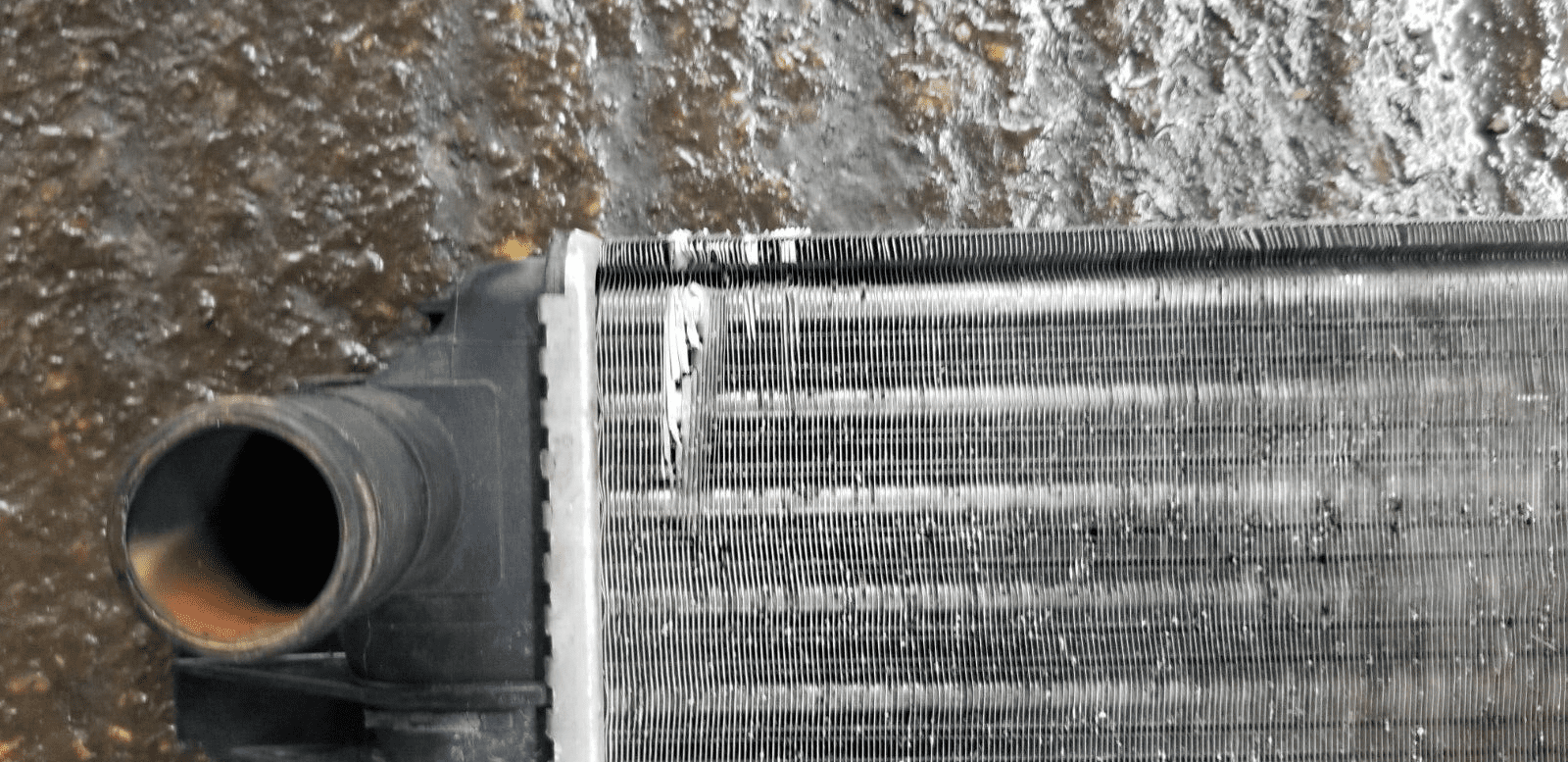 MERCEDES BENZ W906 SPRINTER WATER RADIATOR A9065000002 - Image 7